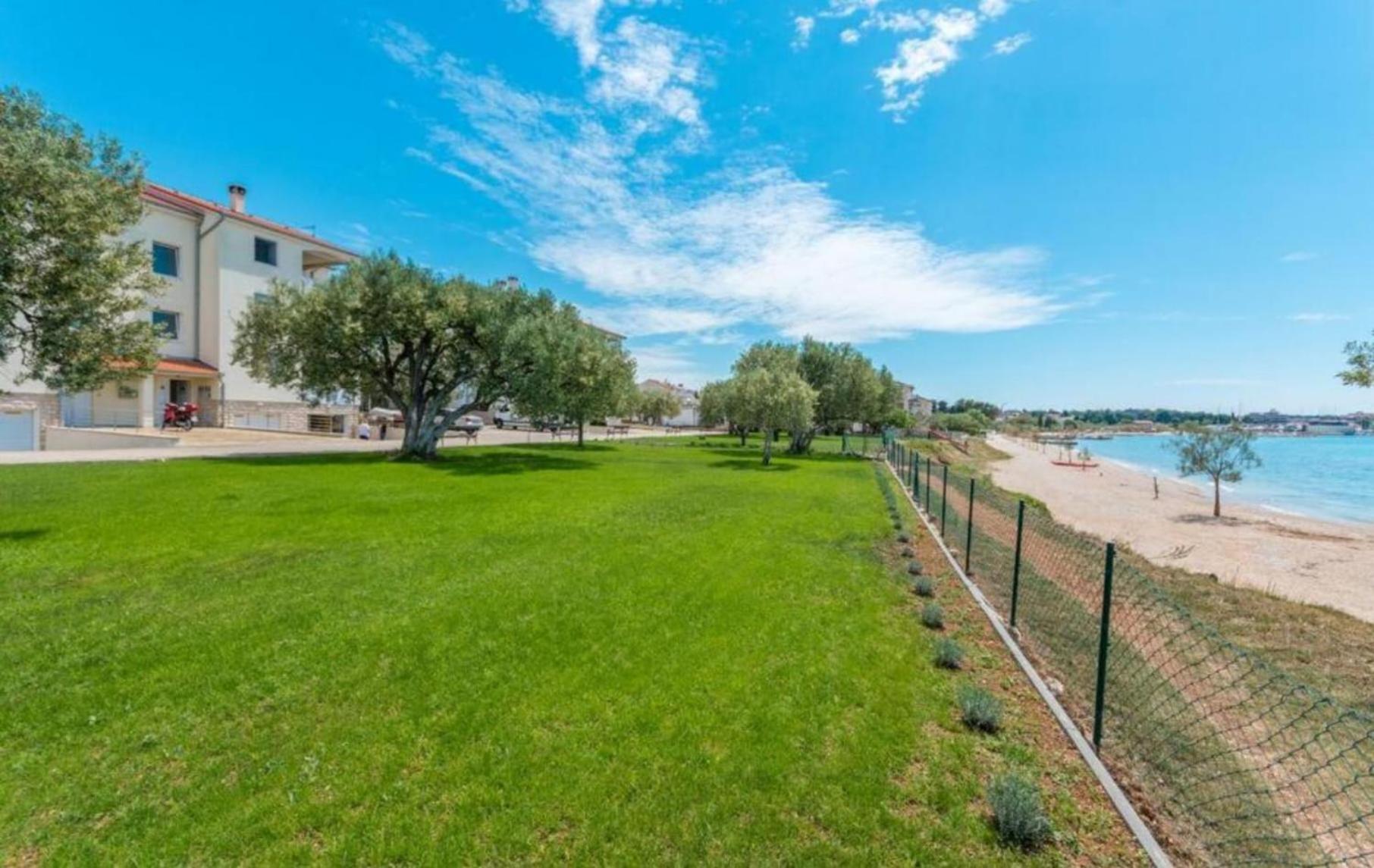 Luxury Beach Apartment Biograd na Moru Kültér fotó